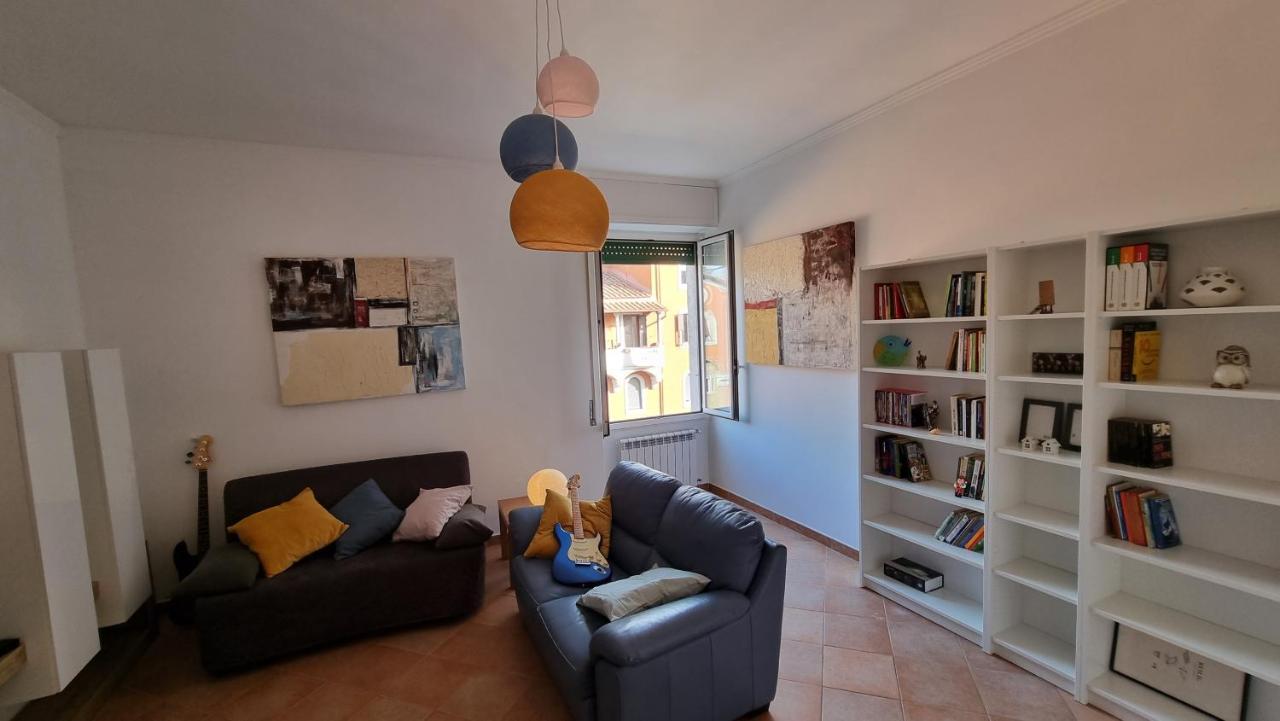 Casa Vacanze Garbatella ローマ エクステリア 写真